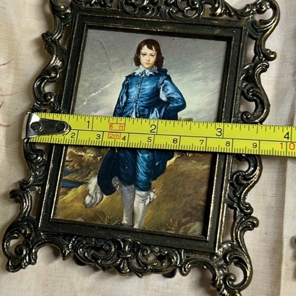 Vintage Italy Home Decor Set Frames and Rose Linen - Picture 12 of 16